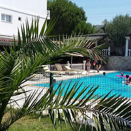 Polat Riva 3*